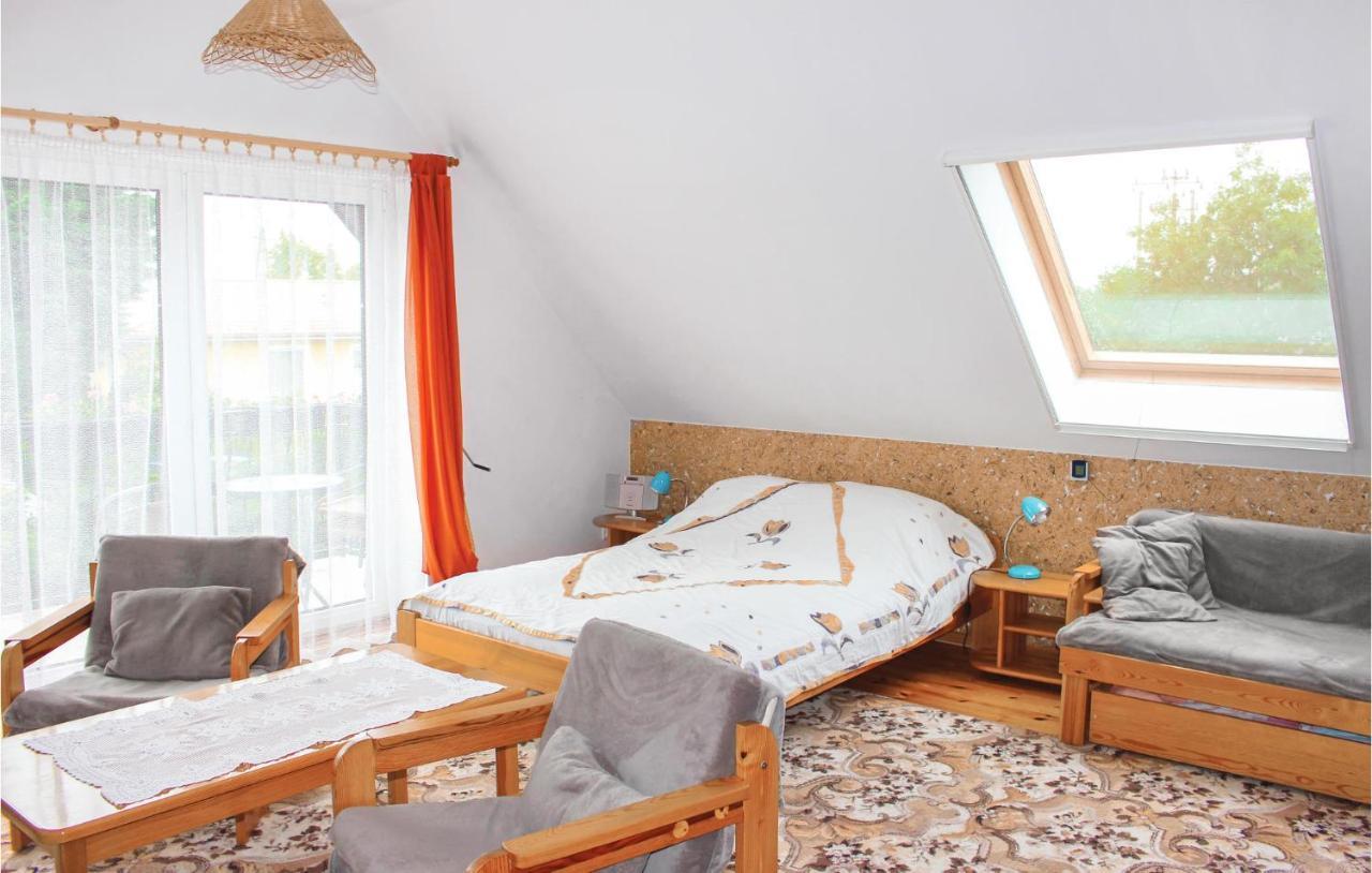 Cozy Apartment In Nowe Warpno With Wifi Exterior foto